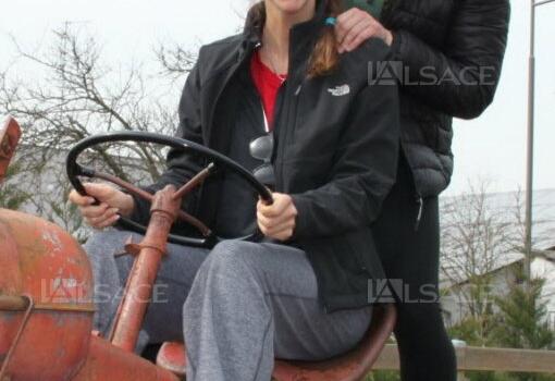 stephanie-niemer-(au-volant)-et-lauren-plum-les-deux-americaines-de-l-asptt-mulhouse-apprecient-la-nature-et-la-campagne-la-preuve-photo-l-alsace